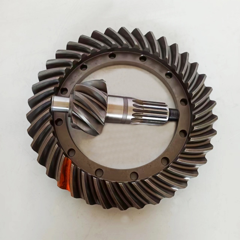 Заднее зубчатое колесо/шестерня привода погрузчика