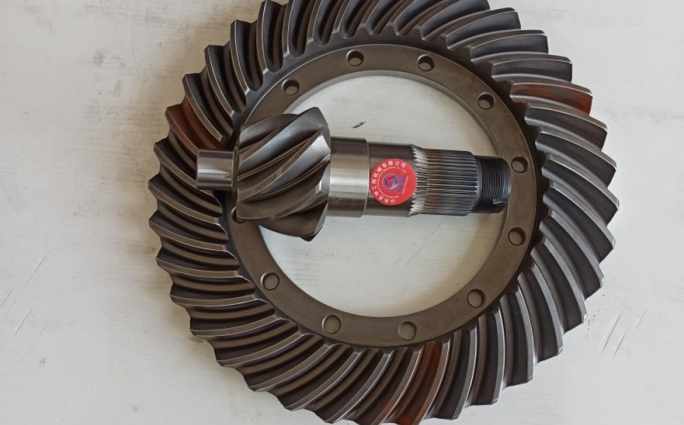 Loader Main Crown Wheel Pinion Gear