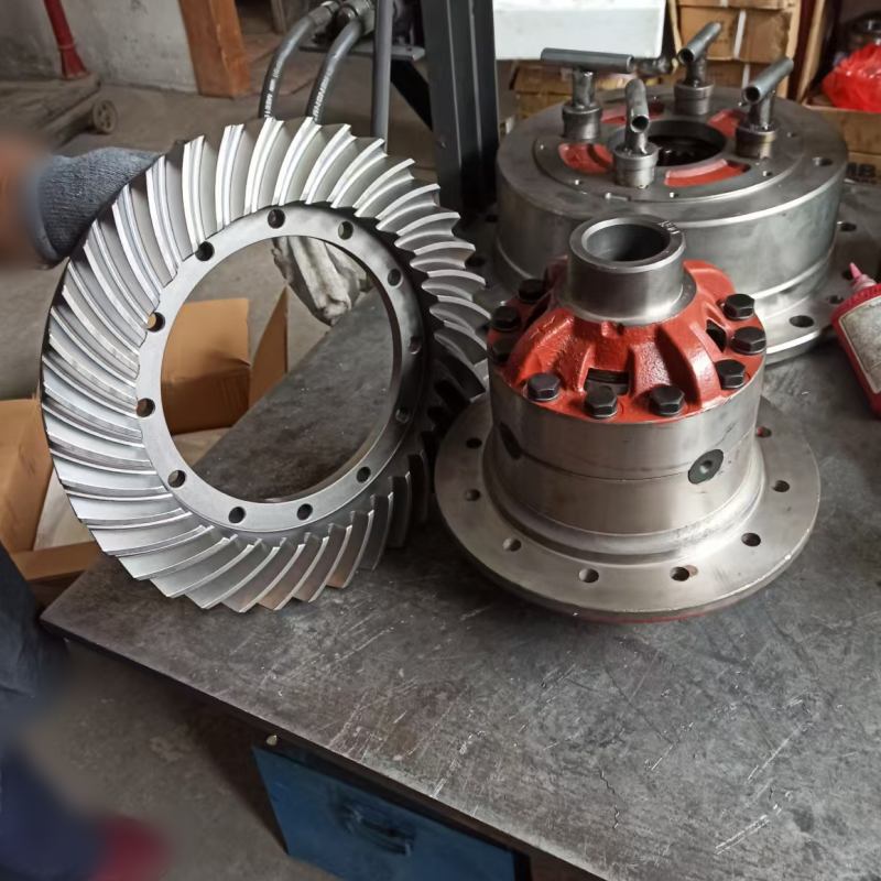 Paire d'engrenages coniques pour chargeuse sur pneus (meulage d'engrenages)